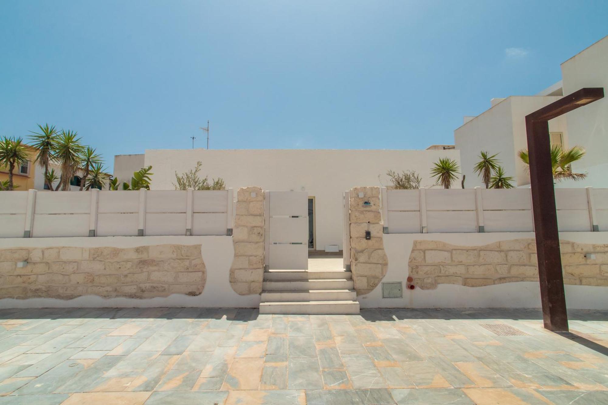 Hotel Le Grotte Lampedusa Exterior foto