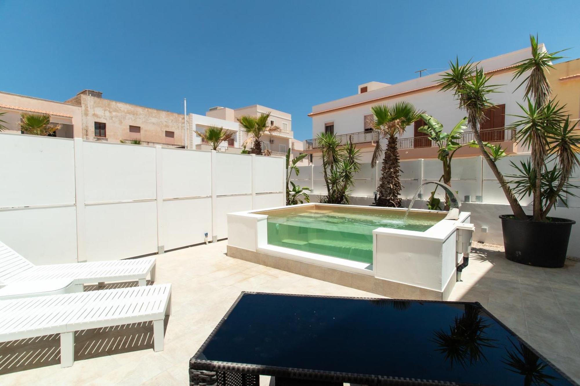 Hotel Le Grotte Lampedusa Exterior foto