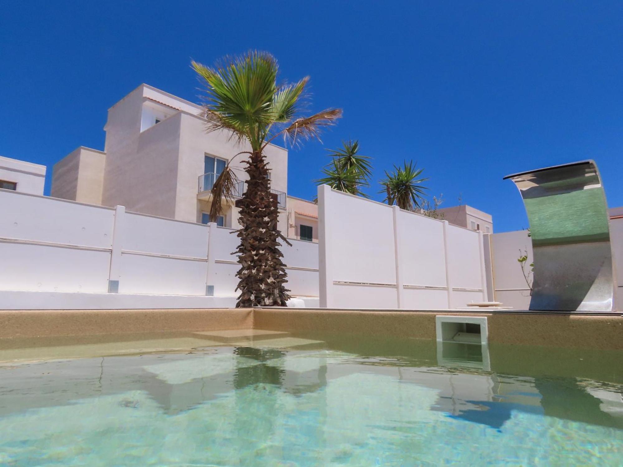 Hotel Le Grotte Lampedusa Exterior foto